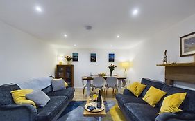 Joiners Cottage